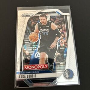 Luka Dončić Dallas Mavericks Prizm Basketball Card